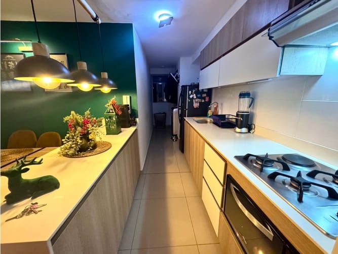 Apartamento de 3 alcobas en venta en Loma De San Jose, Envigado, 87 m² · foto 6 de 15