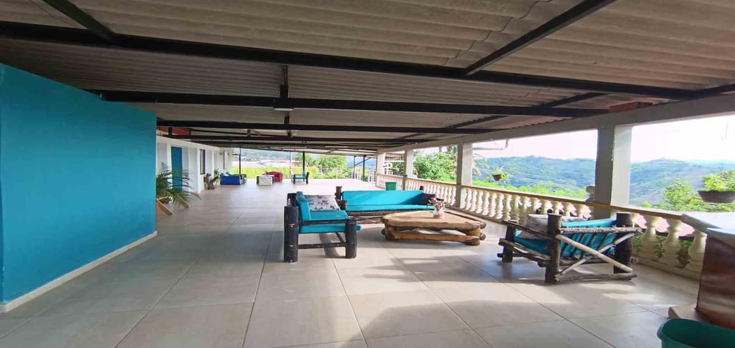 Finca en venta en Cervantes, Manizales, 900 m² · foto 2 de 9