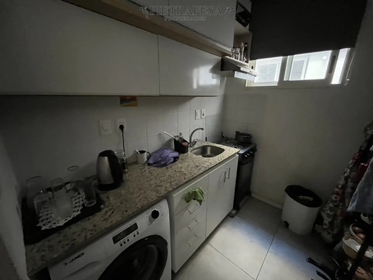 Apartamento en alquiler, 3 dormitorios, 2 baños, terraza. Ciudad Vieja. · Foto 6