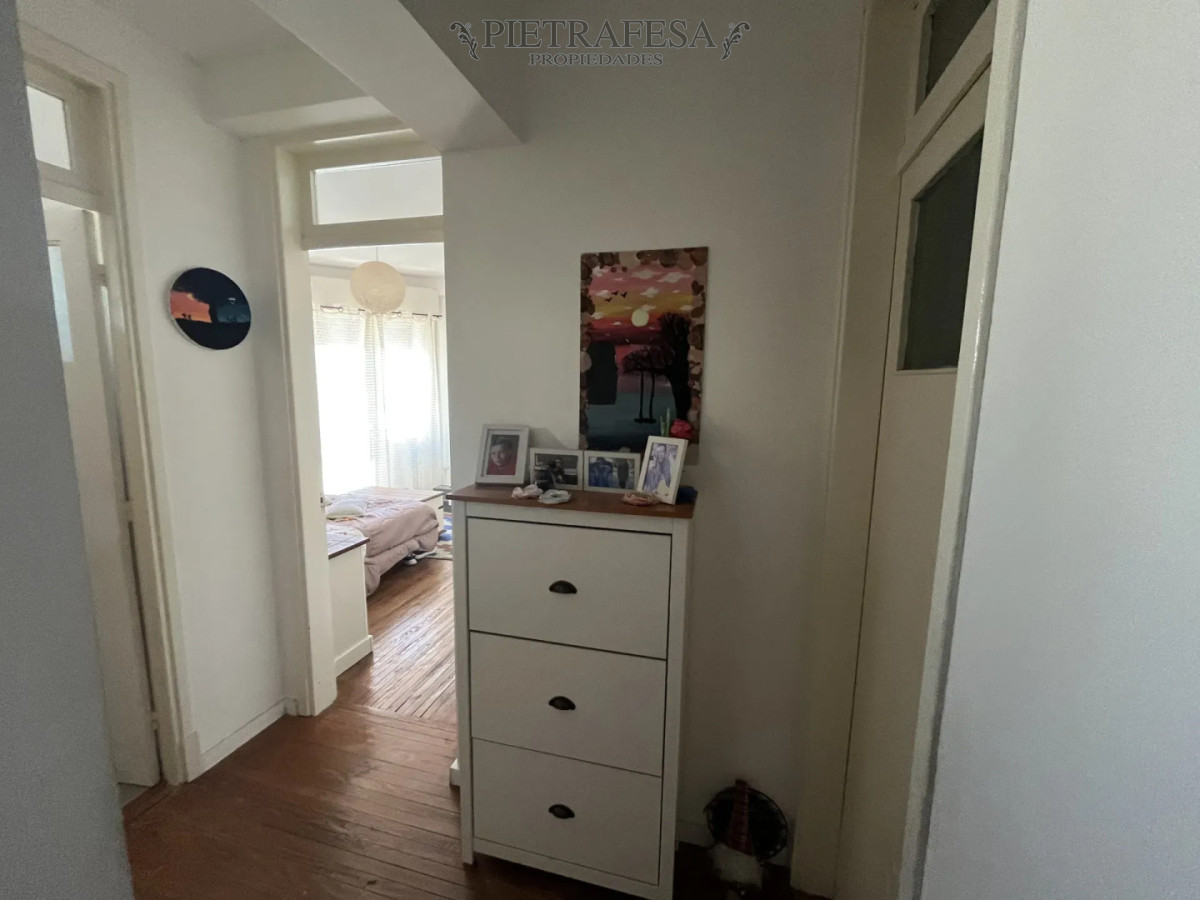 Apartamento en alquiler, 3 dormitorios, 2 baños, terraza. Ciudad Vieja. · Foto 8