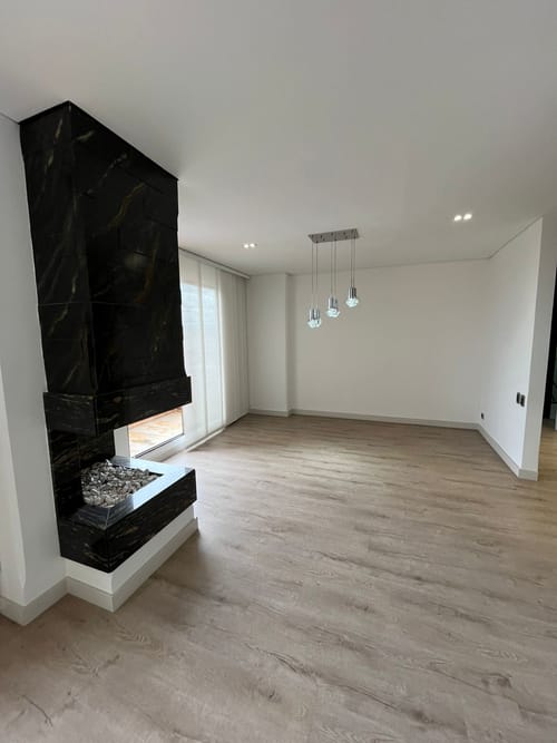 Apartamento de 6 alcobas en venta en La Calleja, Bogotá, 244 m² · foto 5 de 24