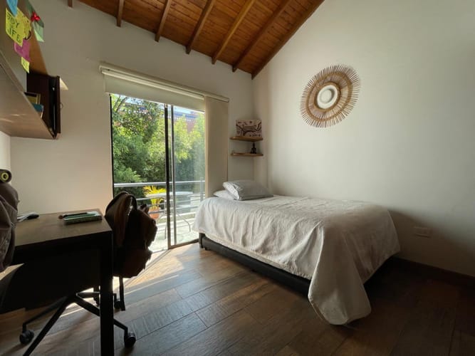Casa de 5 alcobas en venta en Los Balsos, Medellín, 261 m² · foto 18 de 24