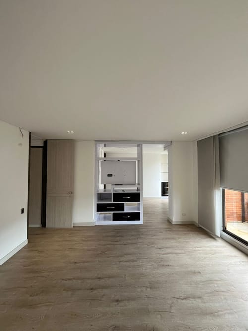 Apartamento de 6 alcobas en venta en La Calleja, Bogotá, 244 m² · foto 18 de 24