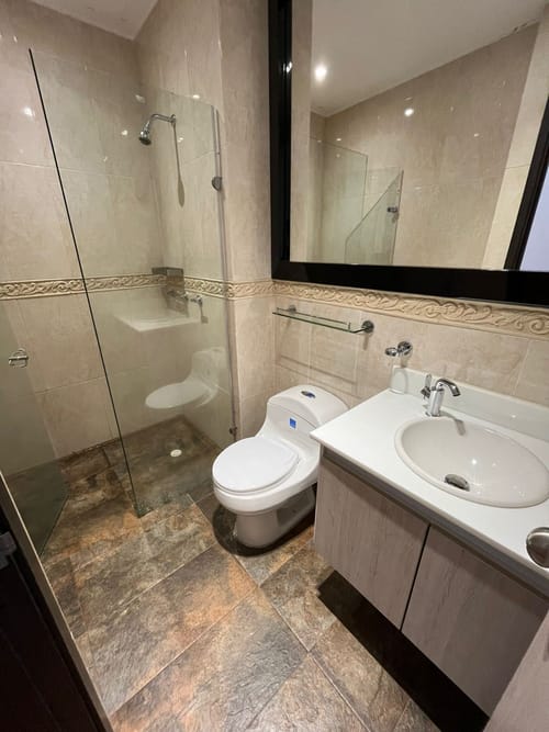 Apartamento de 6 alcobas en venta en La Calleja, Bogotá, 244 m² · foto 22 de 24