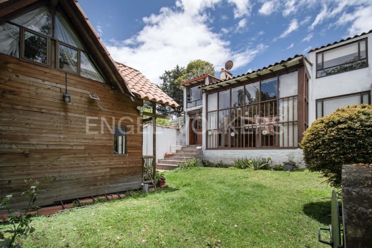 Casa de 3 alcobas en venta en Cerros De Niza, Bogotá, 234 m² · foto 8 de 19