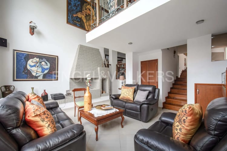 Casa de 3 alcobas en venta en Cerros De Niza, Bogotá, 234 m² · foto 6 de 19