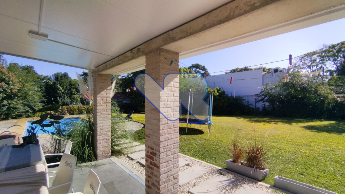 Alquiler Anual Casa 4D Mansa con Piscina climatizada · Foto 2