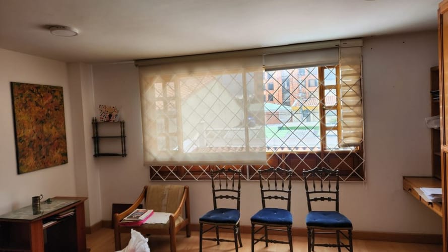 Casa de 5 alcobas en venta en Alhambra, Bogotá, 300 m² · foto 9 de 14