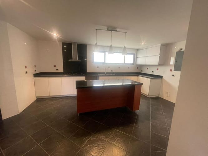 Apartamento de 4 alcobas en venta en Cerros De Suba, Bogotá, 247 m² · foto 10 de 24