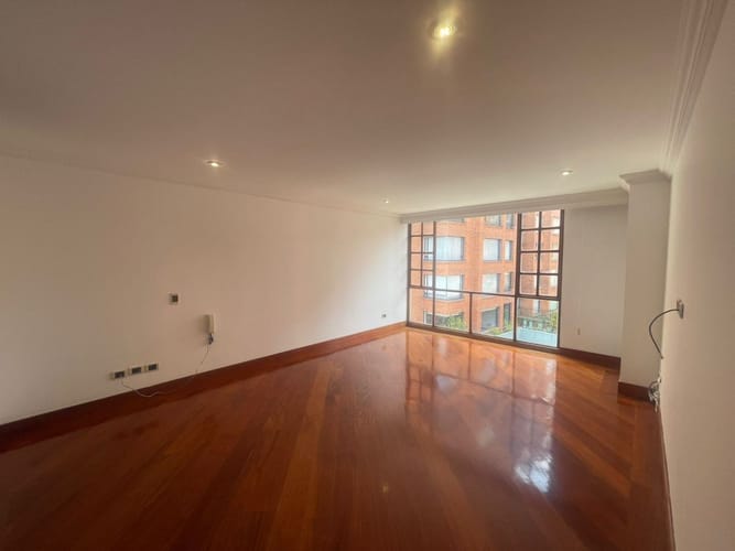 Apartamento de 4 alcobas en venta en Cerros De Suba, Bogotá, 247 m² · foto 23 de 24