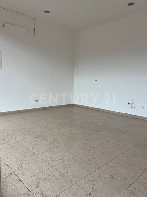 Local en arriendo en Refugio, Villavicencio, 19 m² · foto 3 de 8