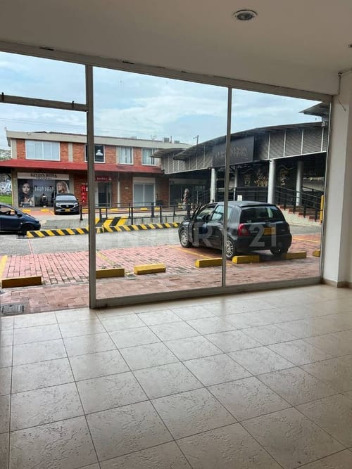 Local en arriendo en Refugio, Villavicencio, 19 m² · foto 4 de 8