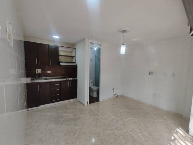 Local en arriendo en Alcala, Envigado, 15 m² · foto 4 de 8
