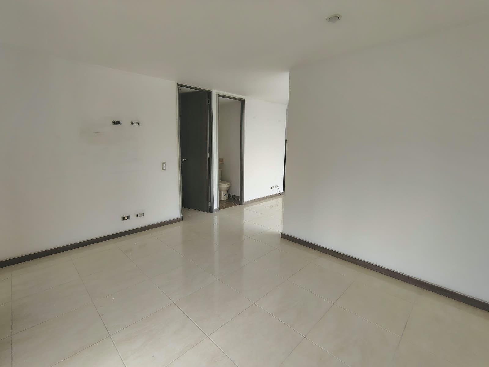 Apartamento en arriendo en El Poblado, Medellín · foto 10 de 13
