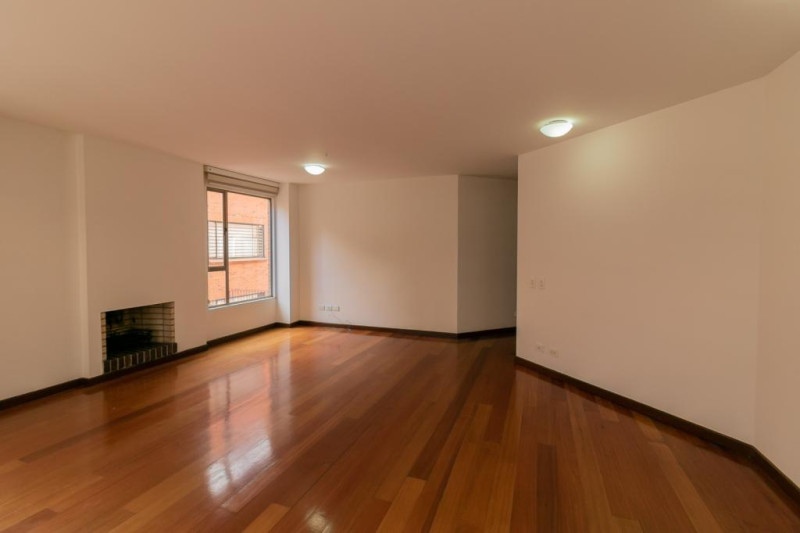 Apartamento en venta en Santa Barbara Occidental, Bogotá · foto 11 de 23