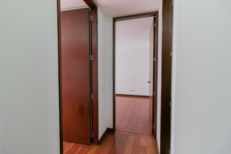 Apartamento en venta en Santa Barbara Occidental, Bogotá · foto 16 de 23