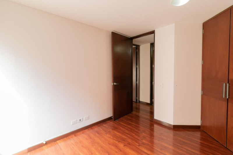Apartamento en venta en Santa Barbara Occidental, Bogotá · foto 17 de 23