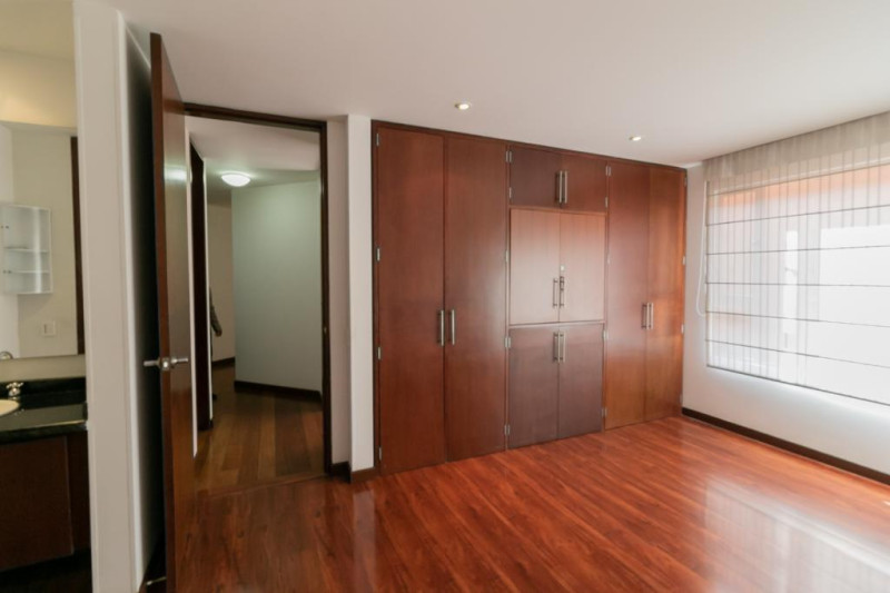 Apartamento en venta en Santa Barbara Occidental, Bogotá · foto 21 de 23