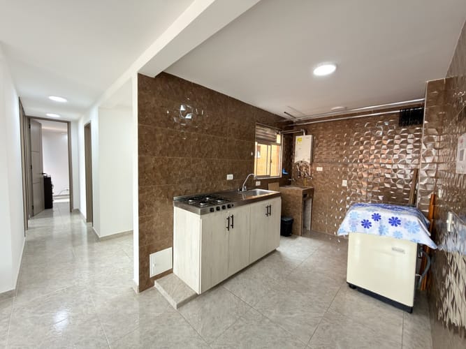Apartamento de 3 alcobas en venta en Conjunto Residencial Tarento, Madrid, 65 m² · foto 3 de 17