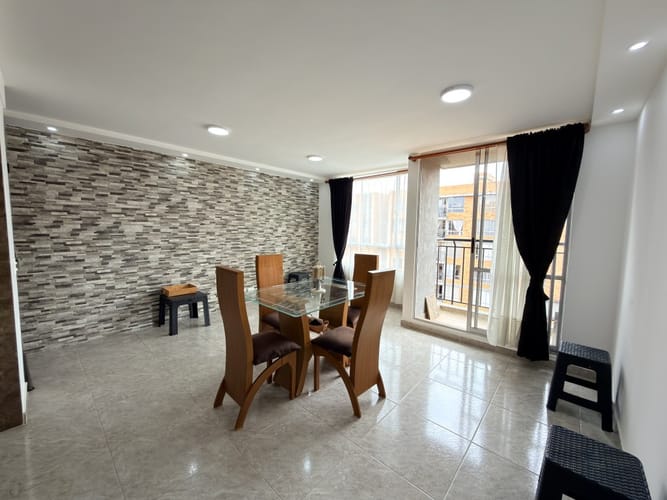 Apartamento de 3 alcobas en venta en Conjunto Residencial Tarento, Madrid, 65 m² · foto 4 de 17