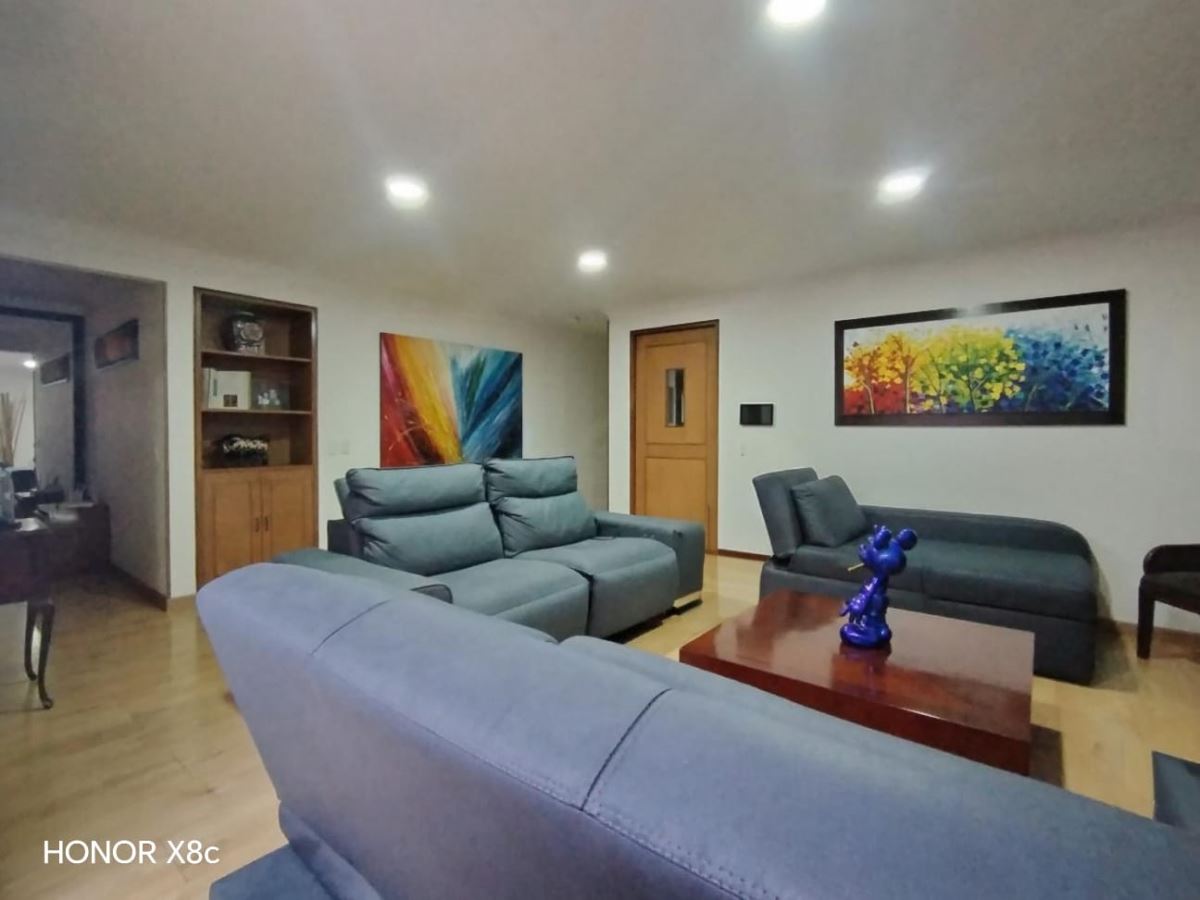 Apartamento en venta en Alhambra, Bogotá · foto 2 de 17