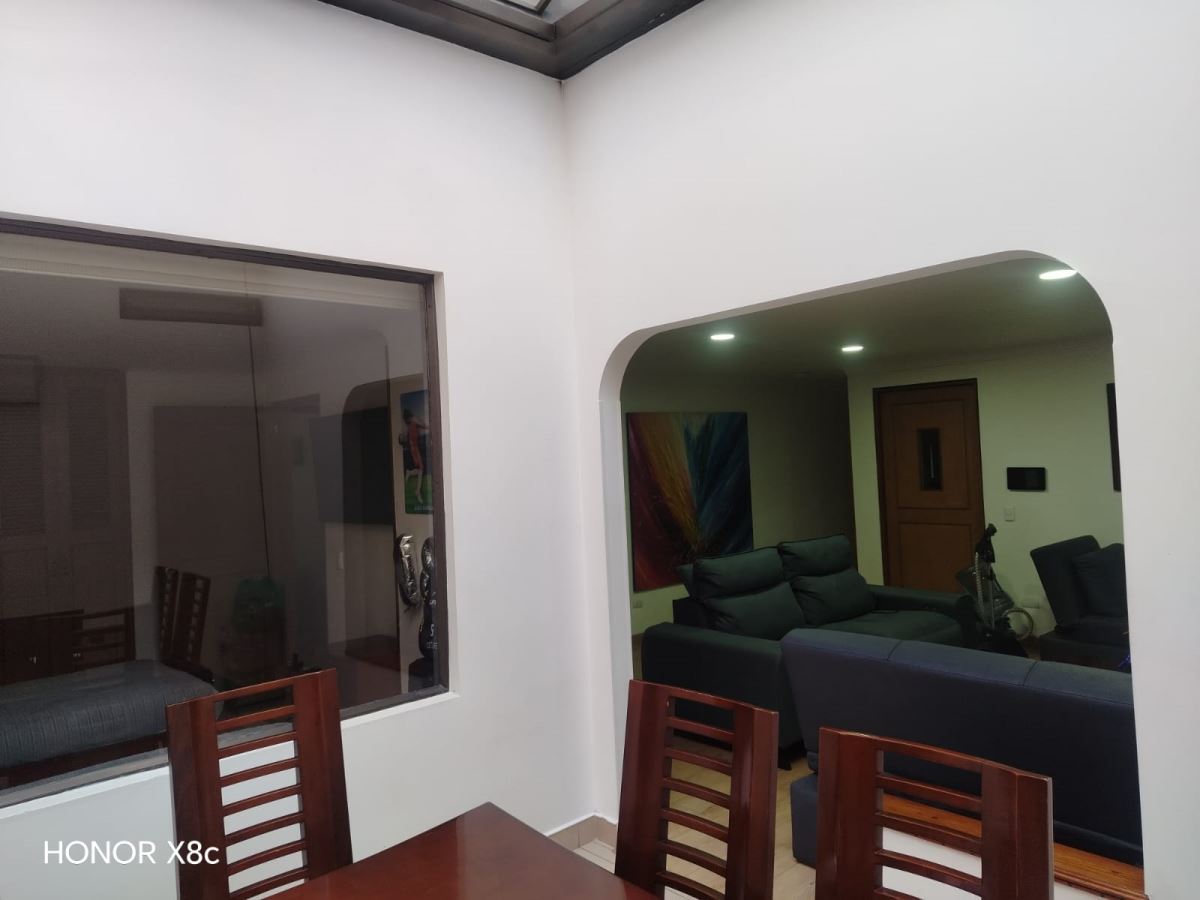 Apartamento en venta en Alhambra, Bogotá · foto 9 de 17