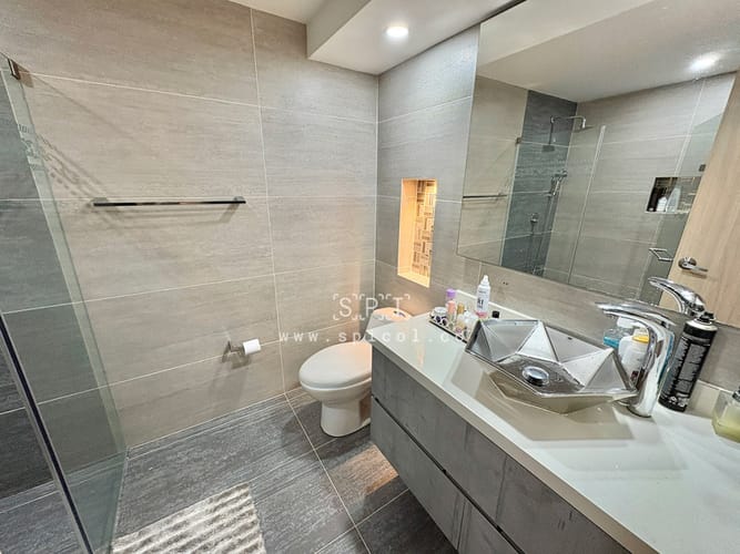 Casa de 4 alcobas en venta en El Tesoro, Medellín, 450 m² · foto 13 de 24