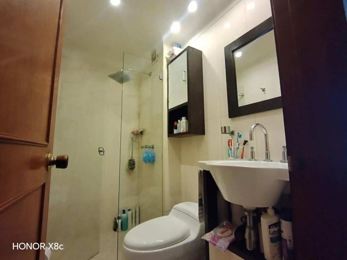 Apartamento en venta en Alhambra, Bogotá · foto 14 de 17