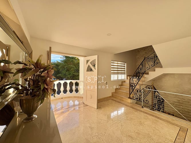 Casa de 4 alcobas en venta en El Tesoro, Medellín, 450 m² · foto 22 de 24