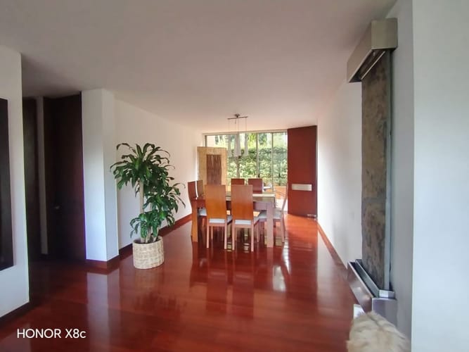 Apartamento de 3 alcobas en venta en Cerros De Suba, Bogotá, 192 m² · foto 4 de 24