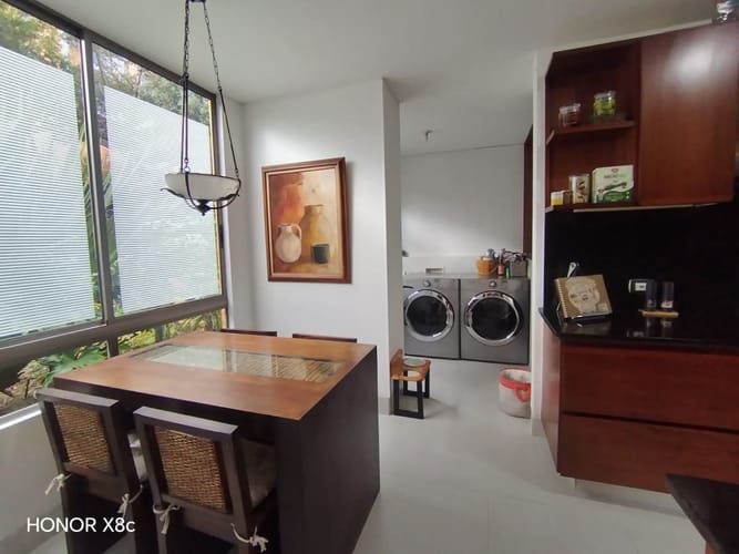 Apartamento de 3 alcobas en venta en Cerros De Suba, Bogotá, 192 m² · foto 7 de 24