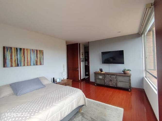 Apartamento de 3 alcobas en venta en Cerros De Suba, Bogotá, 192 m² · foto 15 de 24