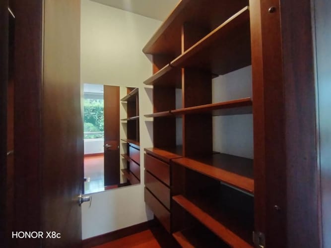 Apartamento de 3 alcobas en venta en Cerros De Suba, Bogotá, 192 m² · foto 18 de 24