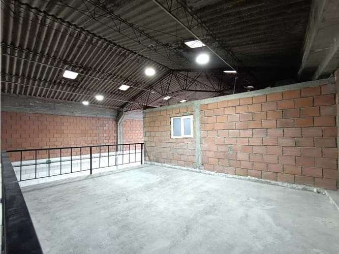 Bodega en arriendo en Malteria, Manizales, 500 m² · foto 3 de 23
