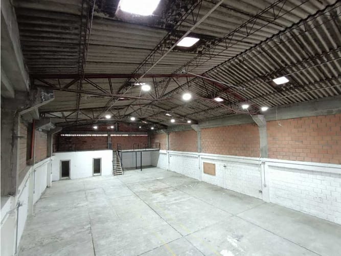 Bodega en arriendo en Malteria, Manizales, 500 m² · foto 4 de 23