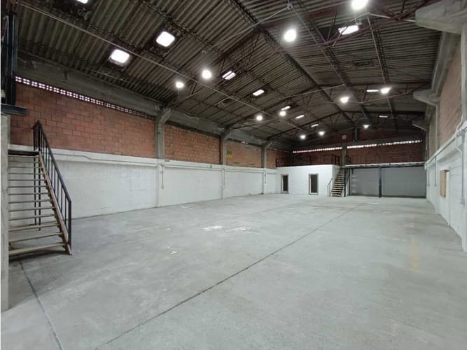 Bodega en arriendo en Malteria, Manizales, 500 m² · foto 10 de 23