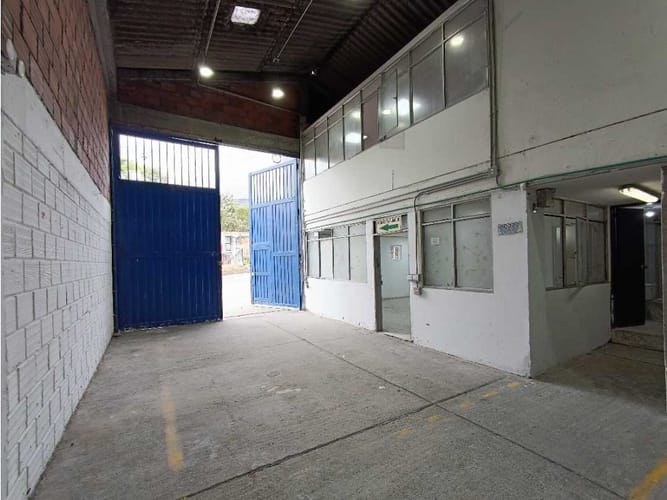 Bodega en arriendo en Malteria, Manizales, 500 m² · foto 11 de 23