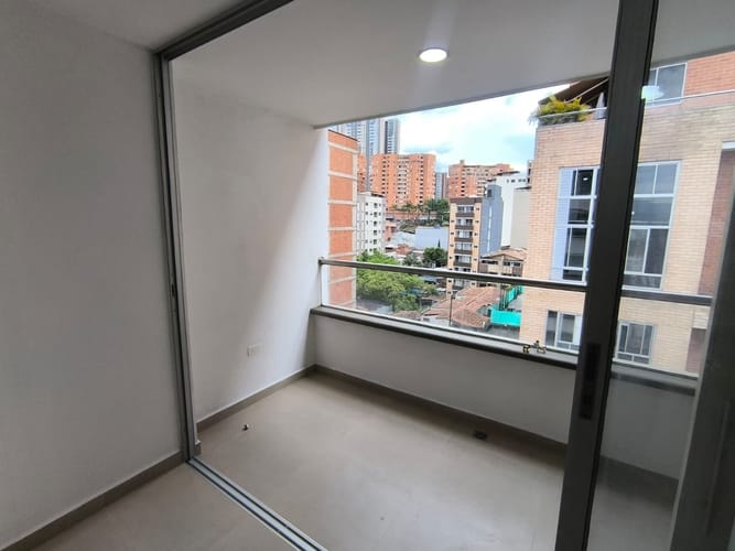 Apartamento de 2 alcobas en venta en San Joaquin, Sabaneta, 63 m² · foto 5 de 24