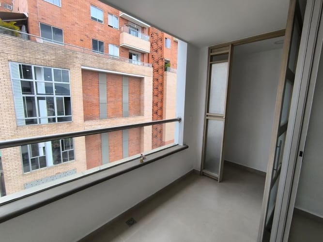 Apartamento de 2 alcobas en venta en San Joaquin, Sabaneta, 63 m² · foto 6 de 24