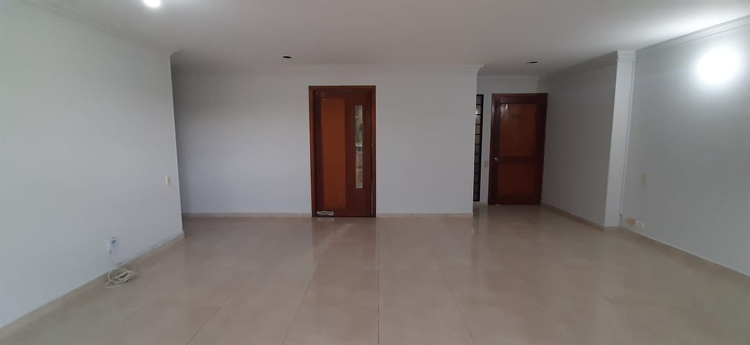 Apartamento de 3 alcobas en venta en El Ingenio, Cali, 128 m² · foto 19 de 24