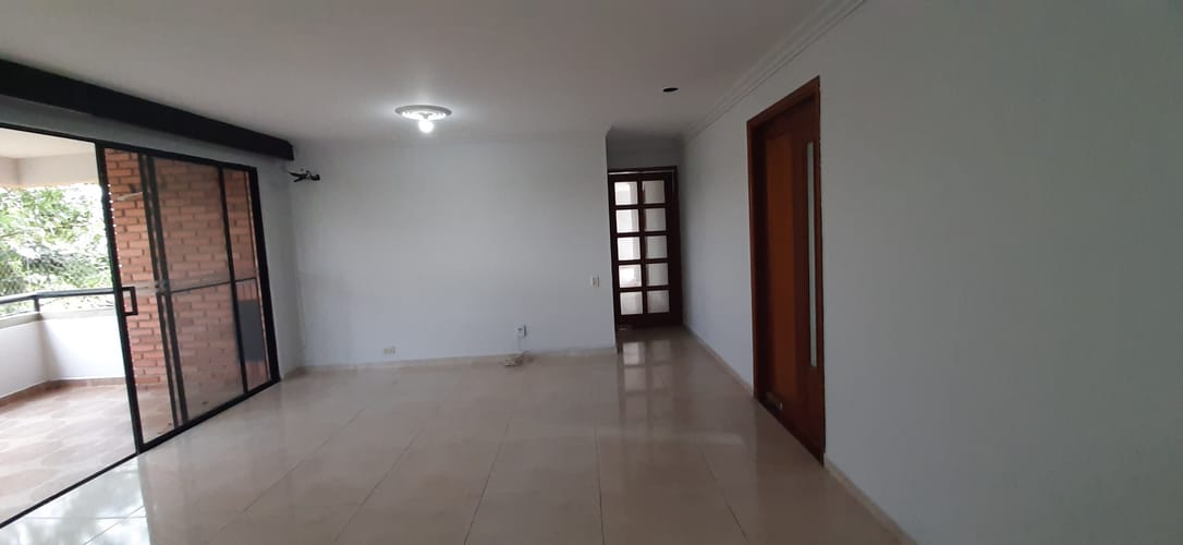 Apartamento de 3 alcobas en venta en El Ingenio, Cali, 128 m² · foto 5 de 24