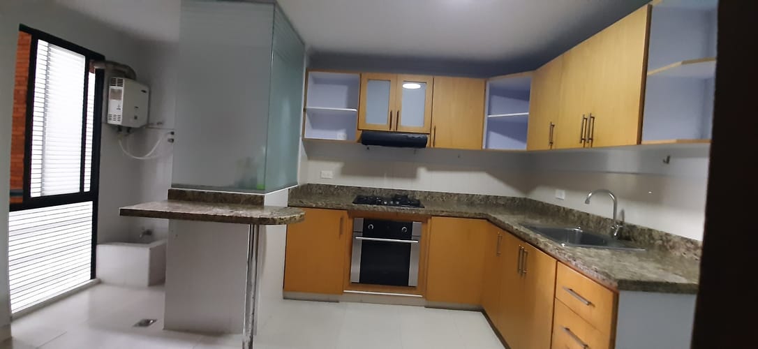 Apartamento de 3 alcobas en venta en El Ingenio, Cali, 128 m² · foto 22 de 24