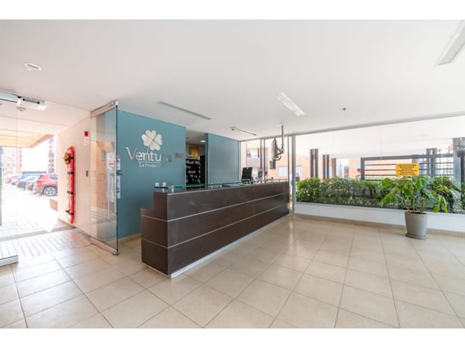 Apartamento de 3 alcobas en venta en La Prosperidad, Madrid, 63 m² · foto 2 de 24