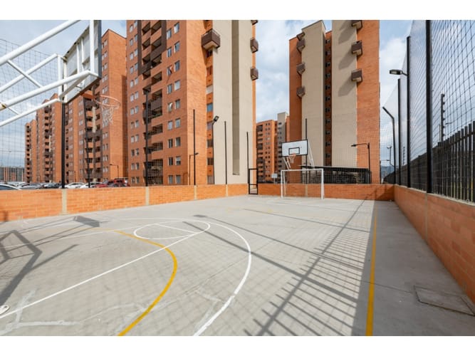 Apartamento de 3 alcobas en venta en La Prosperidad, Madrid, 63 m² · foto 23 de 24