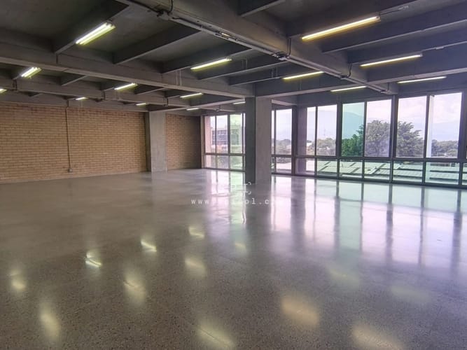 Local en arriendo en Guayabal, Medellín, 350 m² · foto 8 de 12
