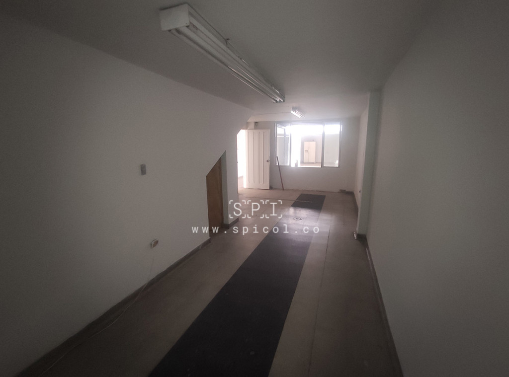 Casa en arriendo en Prado, Medellín · foto 4 de 22