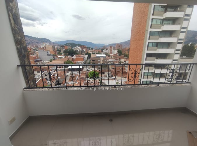 Apartamento de 3 alcobas en arriendo en Bolivariana, Medellín, 86 m² · foto 4 de 23