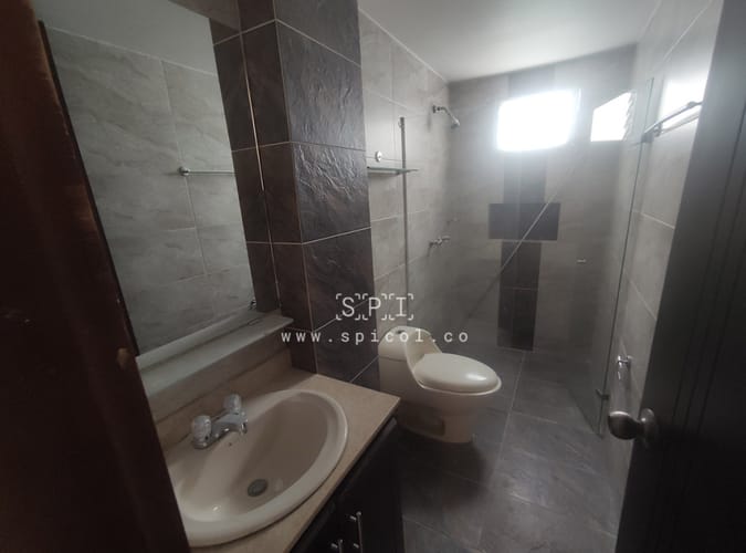Apartamento de 3 alcobas en arriendo en Bolivariana, Medellín, 86 m² · foto 21 de 23