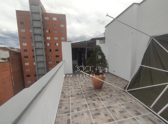Apartamento de 3 alcobas en arriendo en Bolivariana, Medellín, 86 m² · foto 22 de 23