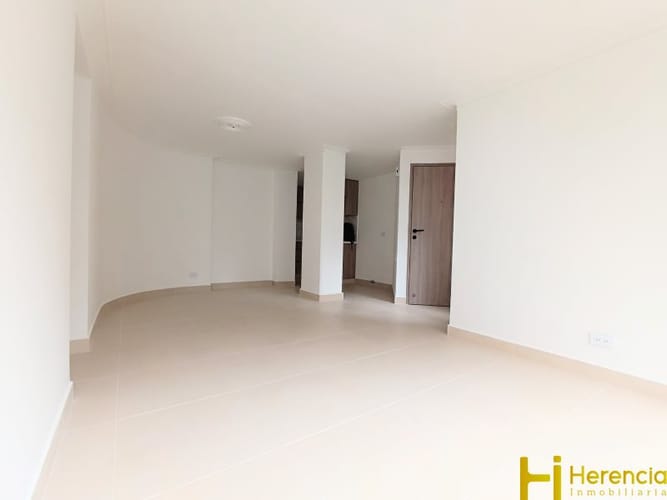 Apartamento de 3 alcobas en arriendo en Loma De Los Bernal, Medellín, 82 m² · foto 19 de 24